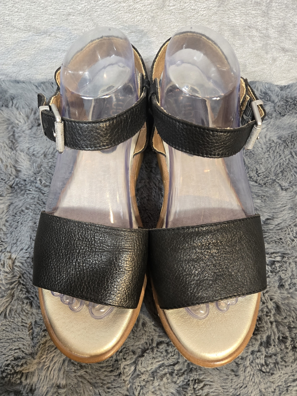 Lucca Lane Black Leather Two-Strap Women's Sandals Cushion Footbed Sz 8